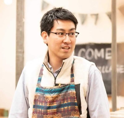 三品　政人